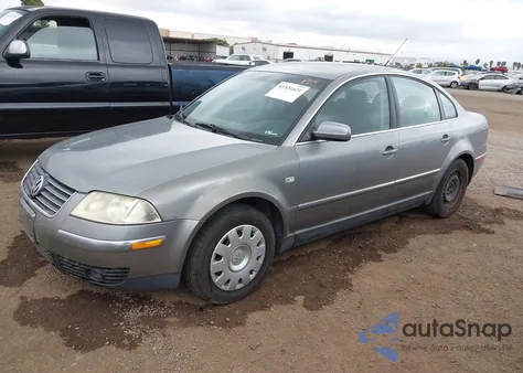 2002 Volkswagen Passat Gls from USA, damaged, VIN WVWPD63B32P307630